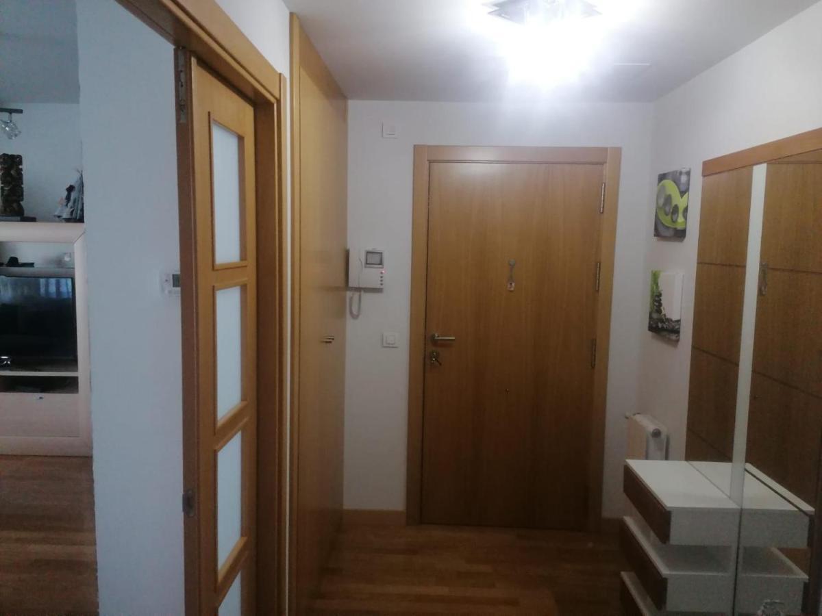 Apartamento Praga Vitoria-Gasteiz Eksteriør billede