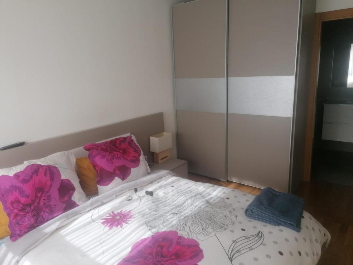 Apartamento Praga Vitoria-Gasteiz Eksteriør billede