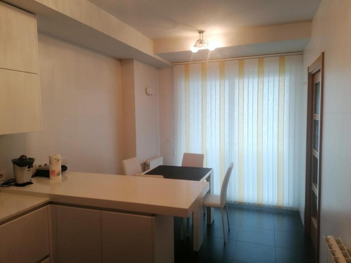 Apartamento Praga Vitoria-Gasteiz Eksteriør billede